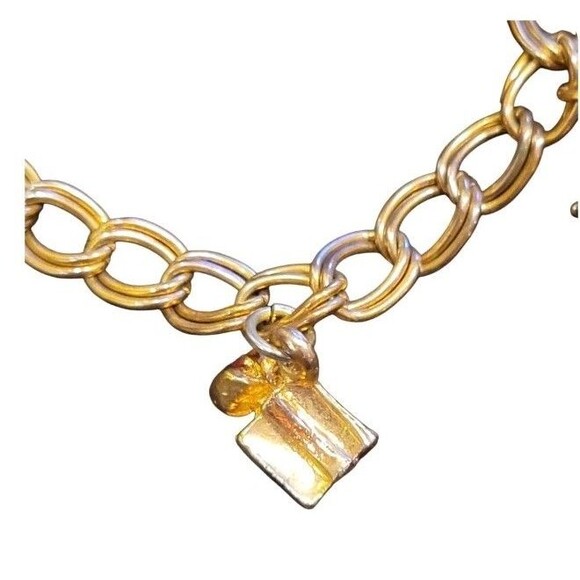 Christmas Reindeer Sleigh Present Teddy Bear Holly Bell Charm Bracelet 6.5 in - Picture 6 of 7